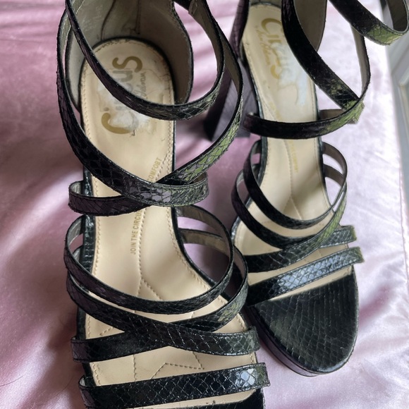 Strappy black heels - Picture 3 of 5